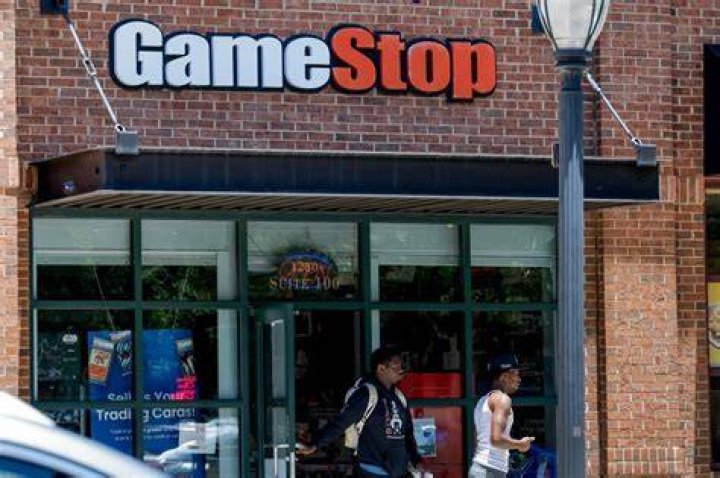 gamestop bankruptcies