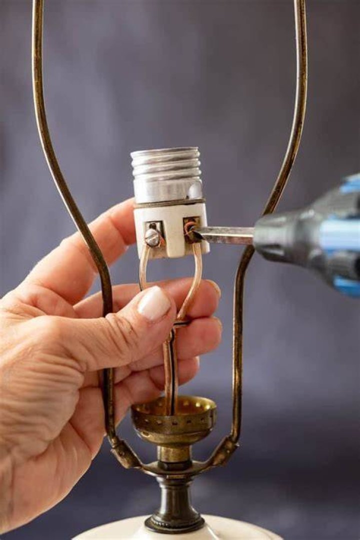 lamp rewiring near me